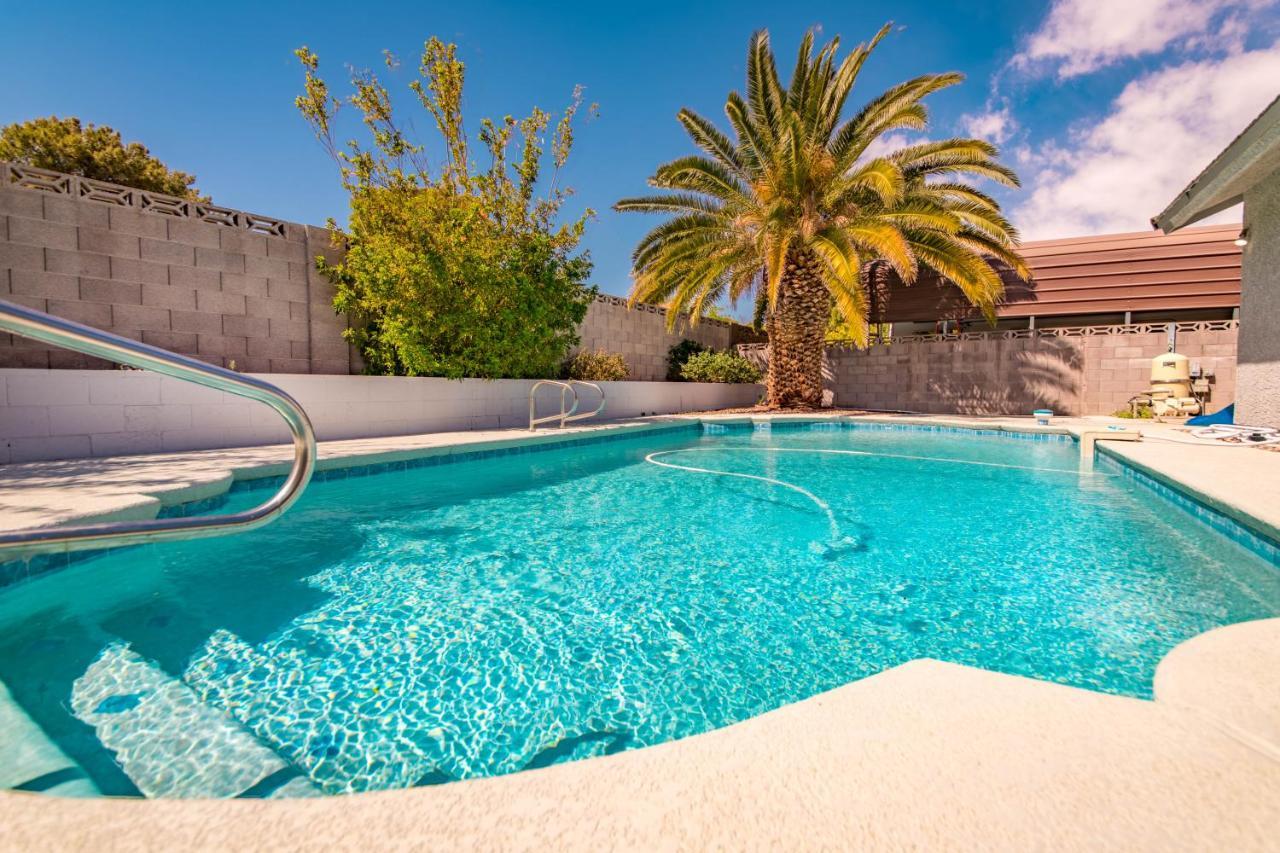 Relax In Style!! Pool, Vegas Games, Rv Parking Villa Las Vegas Ngoại thất bức ảnh